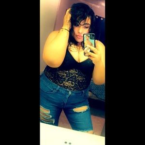 Meet your Posher, Ana